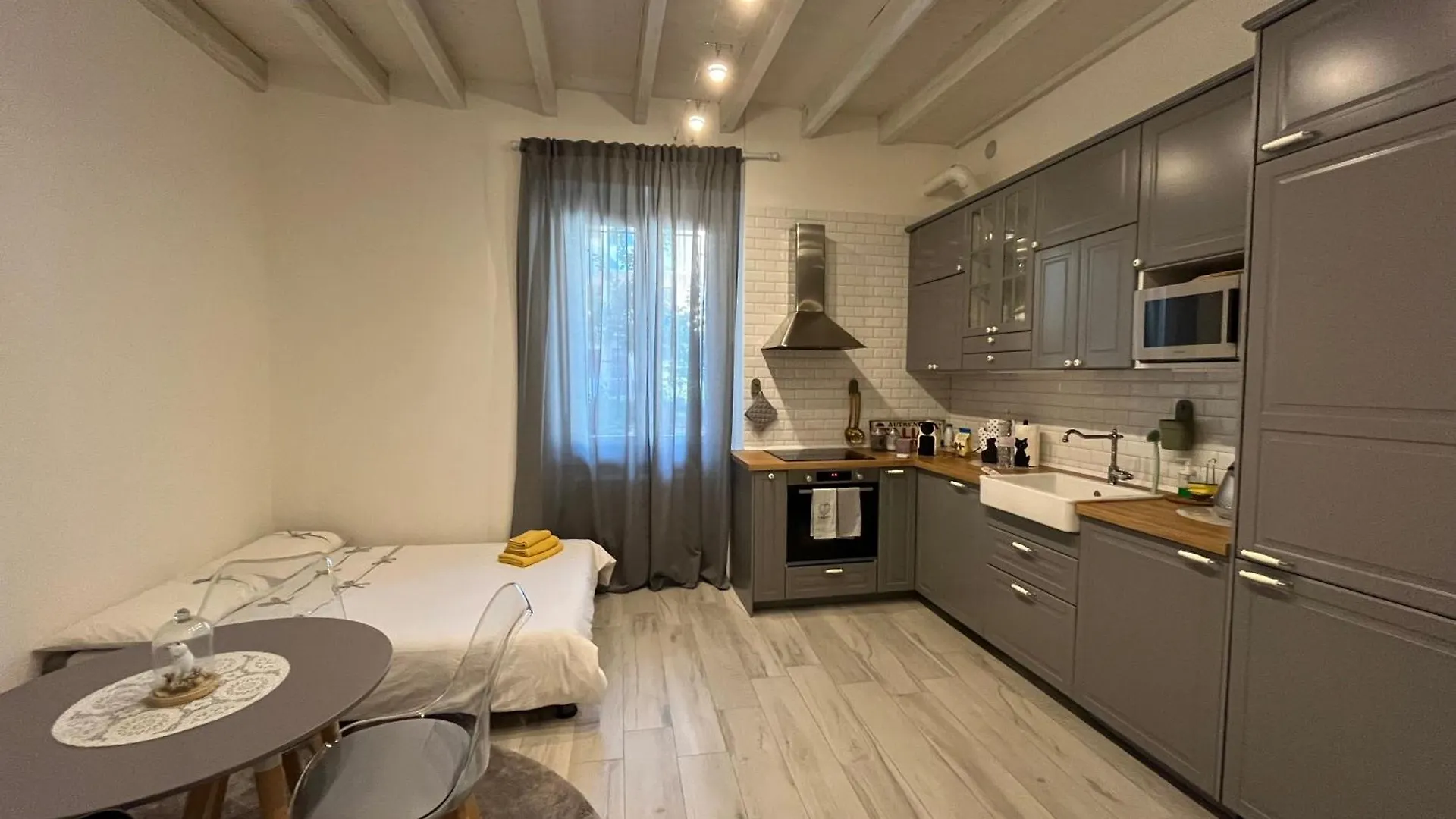 Casa Di Ringhiera Old Milan Appartement